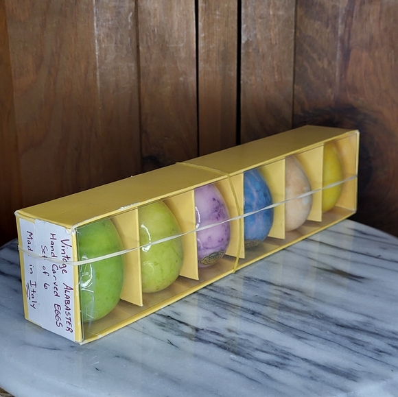 Alabaster Egg Set - Picture 7 of 10